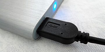 Il rischio di utilizzare dispositivi esterni