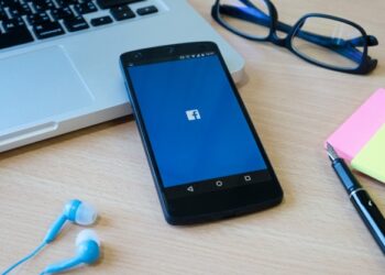 Etiquette di Facebook: comportamenti da evitare